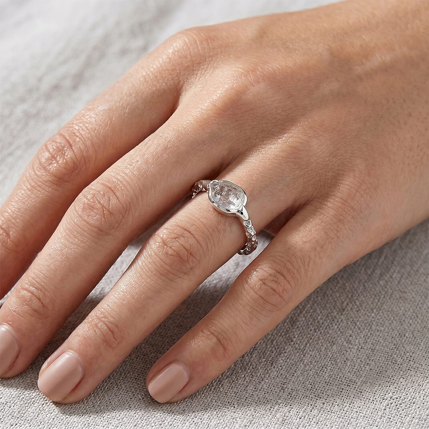 Diamond 0.15 ctw Ring in Sterling Silver (Size 6.0)