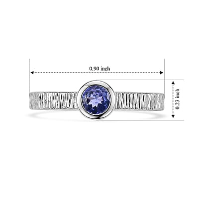 Blue Quartz 0.11 ctw Solitaire Ring in Sterling Silver (Size 7.5)