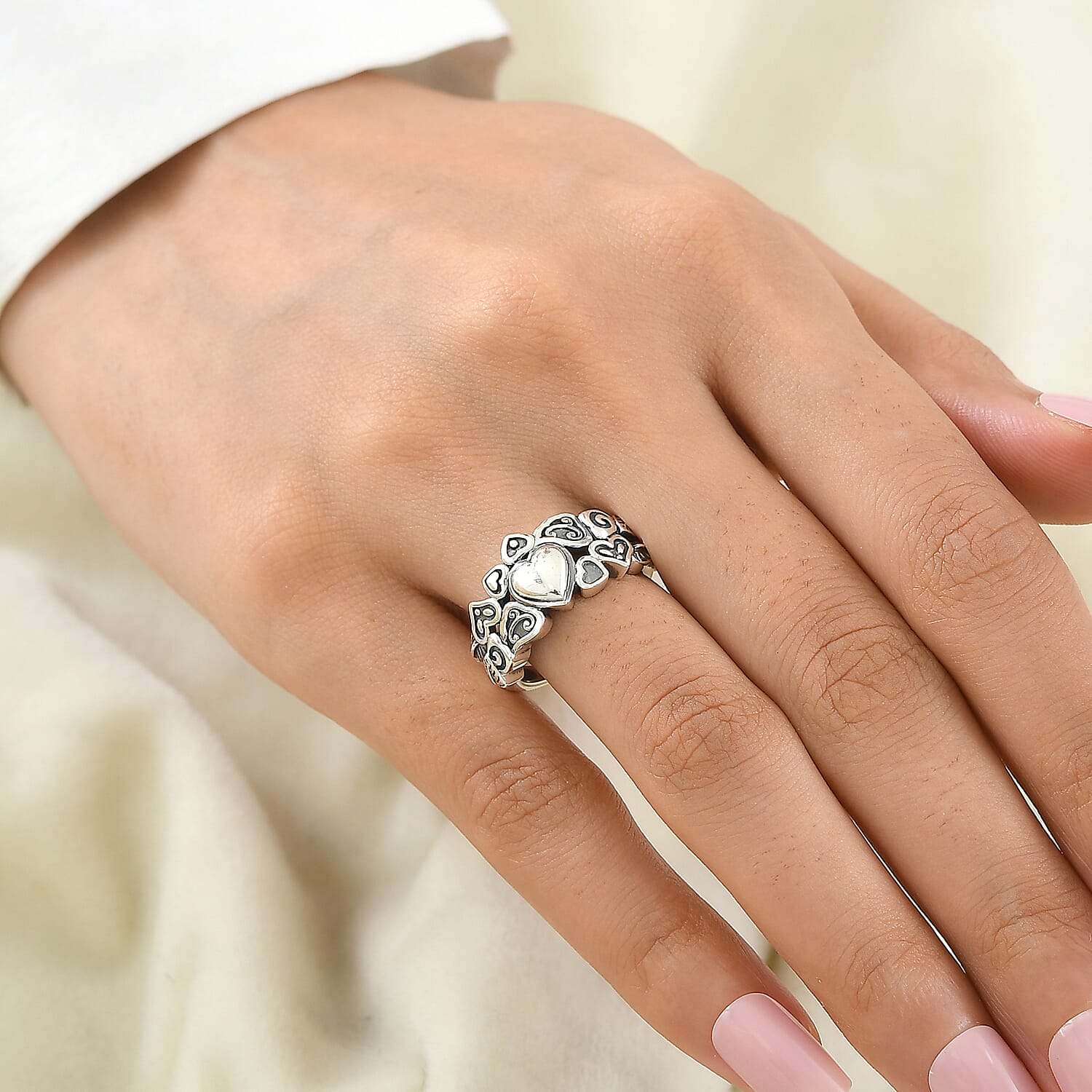 D'Joy Passport to Israel Artisan Crafted Heart Ring in Sterling Silver (Size 6.0) 5.30 Grams