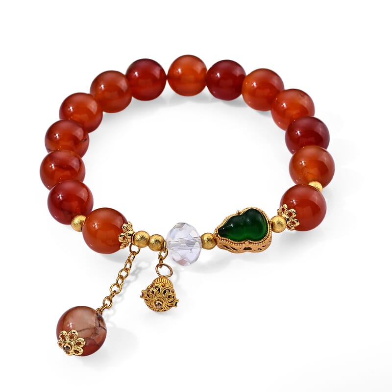 Red Agate 130.00 ctw Bracelet in Goldtone (6.00-6.50In)