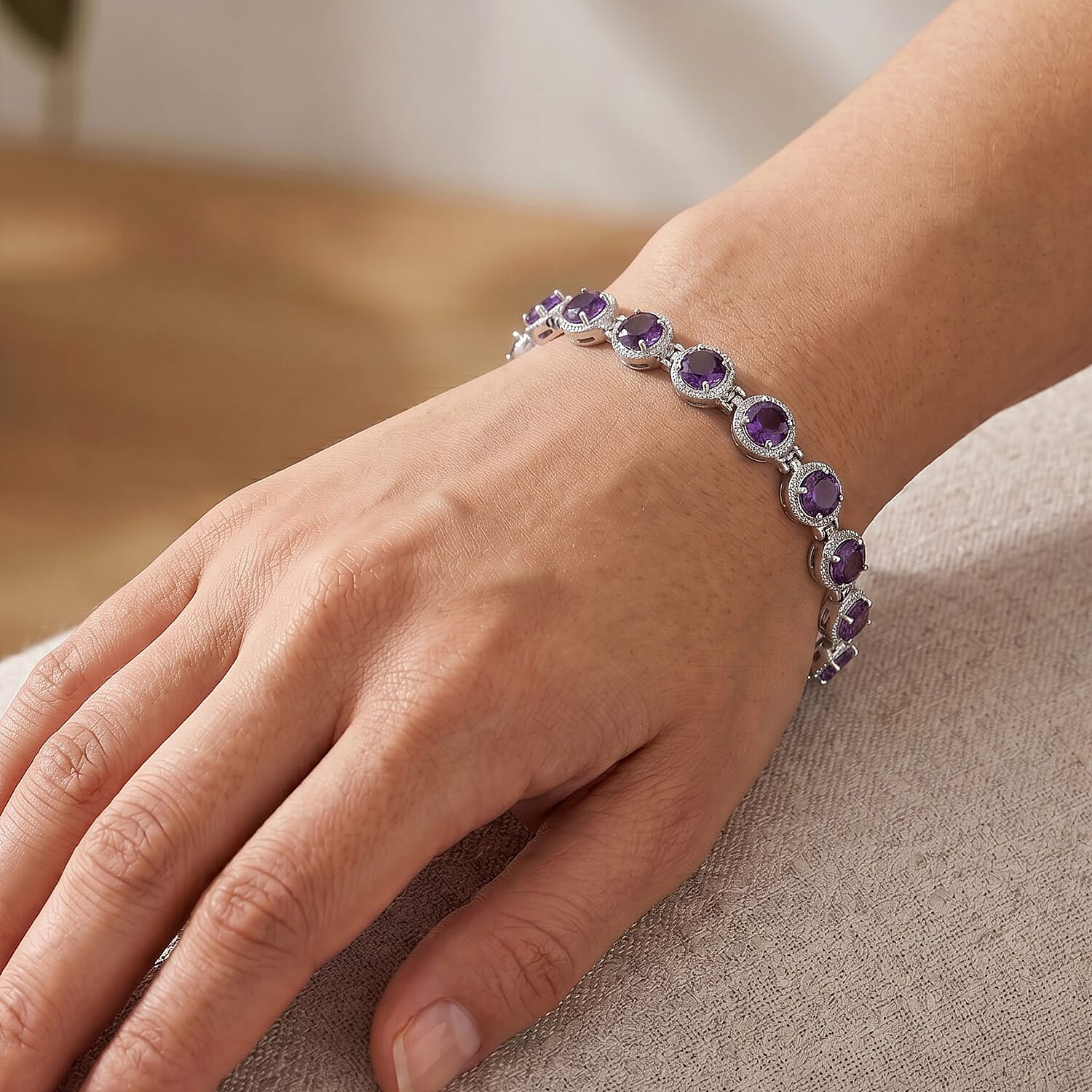 EverTrue African Amethyst 6.00 ctw Vintage Station Bracelet in Stainless Steel (6.50 In)