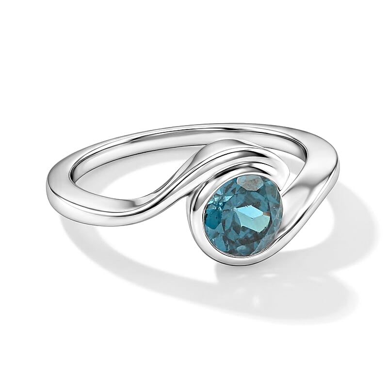 Teal Quartz 0.80 ctw Solitaire Ring in Sterling Silver (Size 10.0)