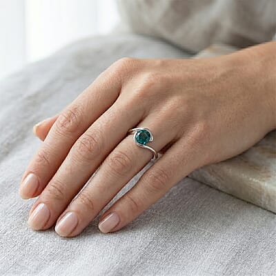 Teal Quartz 0.80 ctw Solitaire Ring in Sterling Silver (Size 10.0)