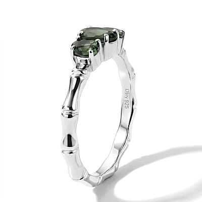 D'Joy Premium Natural Green Apatite 0.80 ctw Bamboo's Bloom Ring in Rhodium Over Sterling Silver (Size 5.0)
