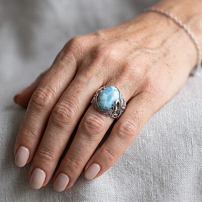 D'Joy Bali Legacy AAA Larimar 11.20 ctw Swan Ring in Sterling Silver (Size 8.0)