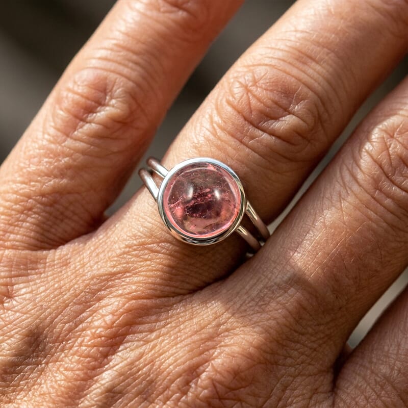 Kunzite 0.75 ctw Solitaire Ring in Sterling Silver (Size 9.0)