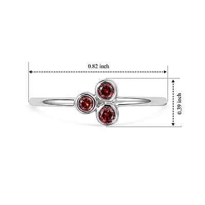Red Garnet 0.05 ctw 3 Stone Ring in Sterling Silver (Size 7.0)