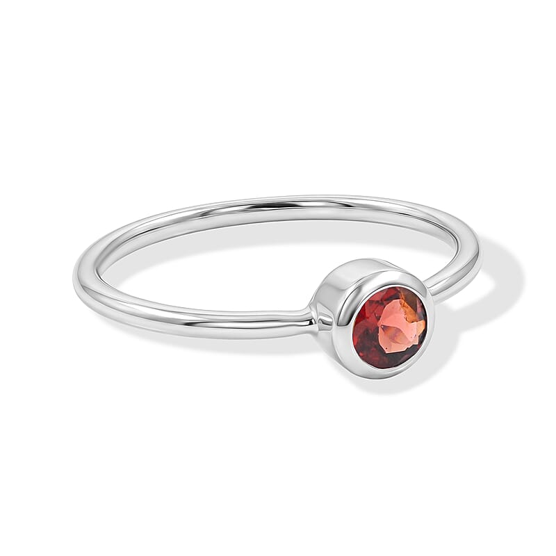 Red Garnet 0.40 ctw Solitaire Ring in Sterling Silver (Size 8.0)