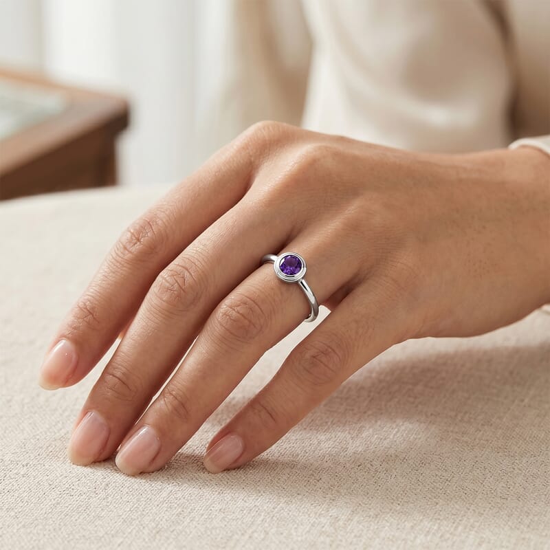 Amethyst 0.06 ctw Solitaire Ring in Sterling Silver (Size 8.5)