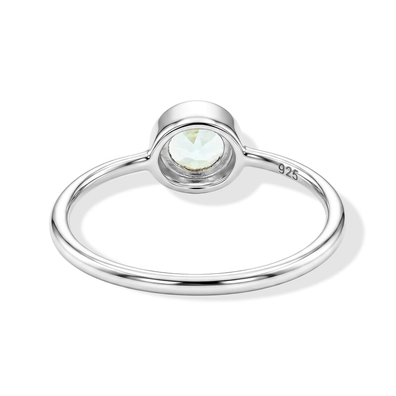 Aquamarine 0.40 ctw Solitaire Ring in Sterling Silver (Size 7.0)