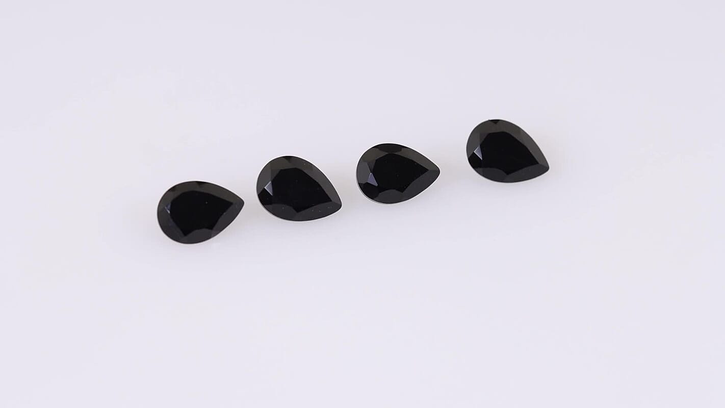 Black Onyx Set of 4 (Pear 7x5 mm) 0.48 ctw