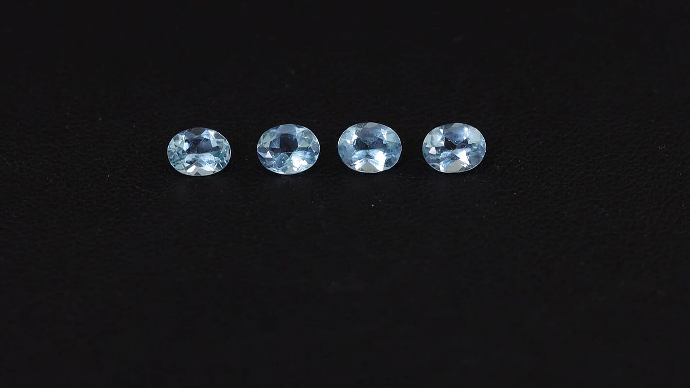 AA Blue Apatite Set of 4 (Ovl 5x4 mm) 1.40 ctw