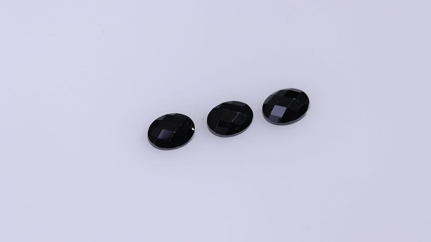 Thai Black Spinel Set of 3 (Ovl 7x5 mm) 2.61 ctw
