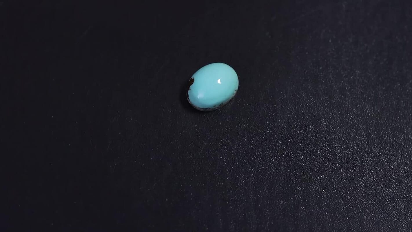 Blue Moon Turquoise (Ovl 8x6 mm) 0.90 ctw