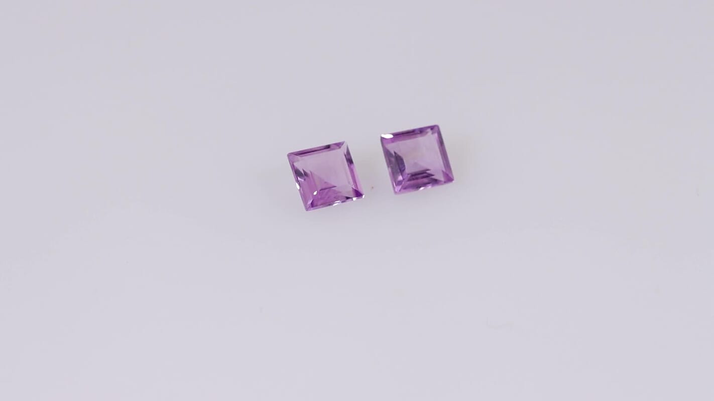 Bolivian Amethyst Set of 2 (Sqr 5 mm) 1.11 ctw