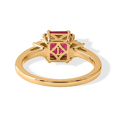 Asscher Cut Niassa Ruby (FF) and Luxuriant Lab Grown Diamond (G-H, SI) (0.20 cts) 2.50 ctw Scarlet Signature Ring in 18K Vermeil YG Over Sterling Silver (Size 5.0)