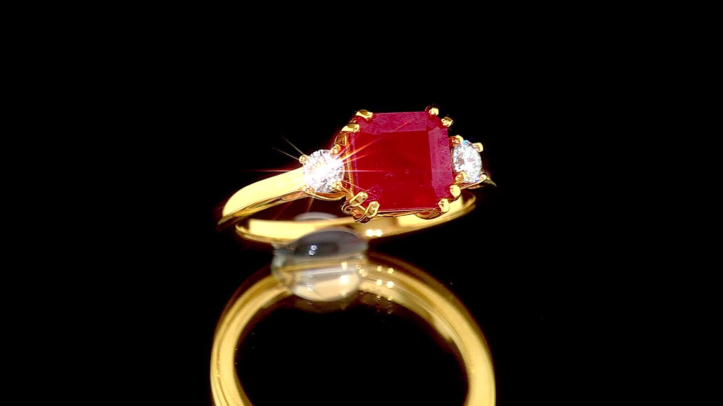 Asscher Cut Niassa Ruby (FF), Luxuriant Lab Grown Diamond (G-H, SI) (0.20 cts) Ring in 18K Vermeil YG Over Sterling Silver (Size 10.0) 2.50 ctw