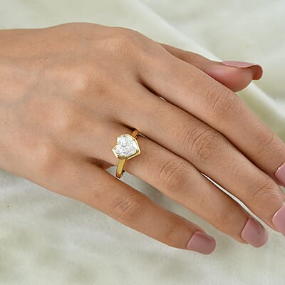 D'Joy Moissanite 3.00 ctw Heart of Brilliance Ring in 18K Vermeil Yellow Gold Over Sterling Silver (Size 10.0)