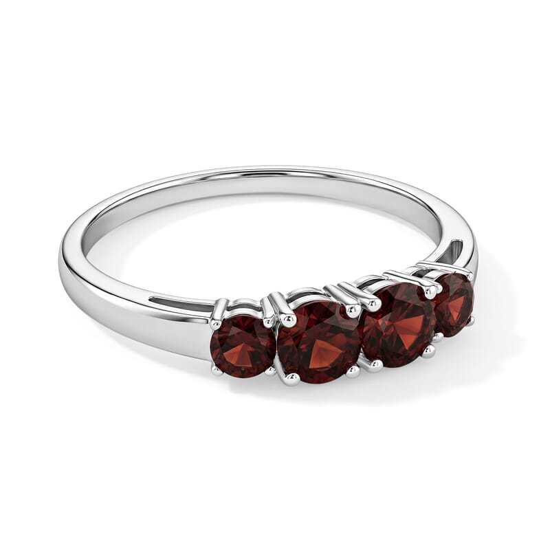 Garnet 0.65 ctw Ring in Sterling Silver (Size 7.0)