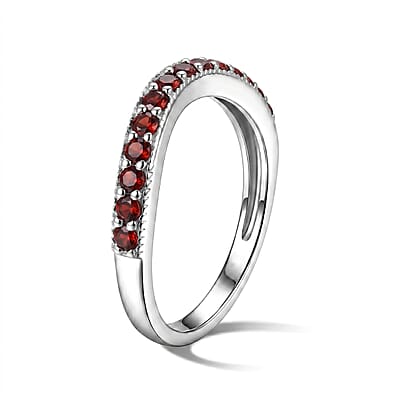 Red Quartz 0.35 ctw Ring in Sterling Silver (Size 7.0)