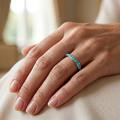Turquoise 0.10 ctw Ring in Sterling Silver (Size 6.0)