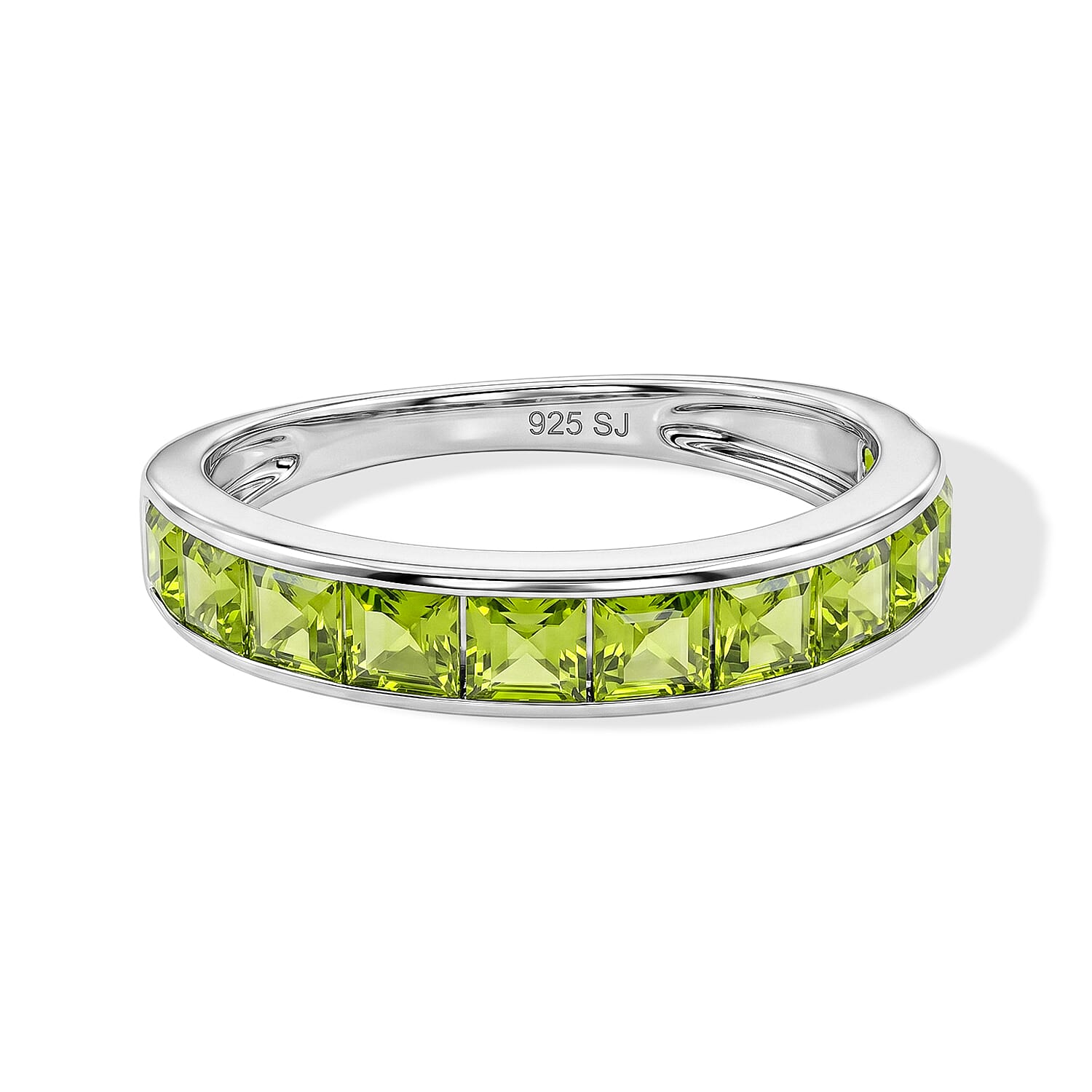 Hebei Peridot 0.65 ctw Ring in Sterling Silver (Size 7.0)