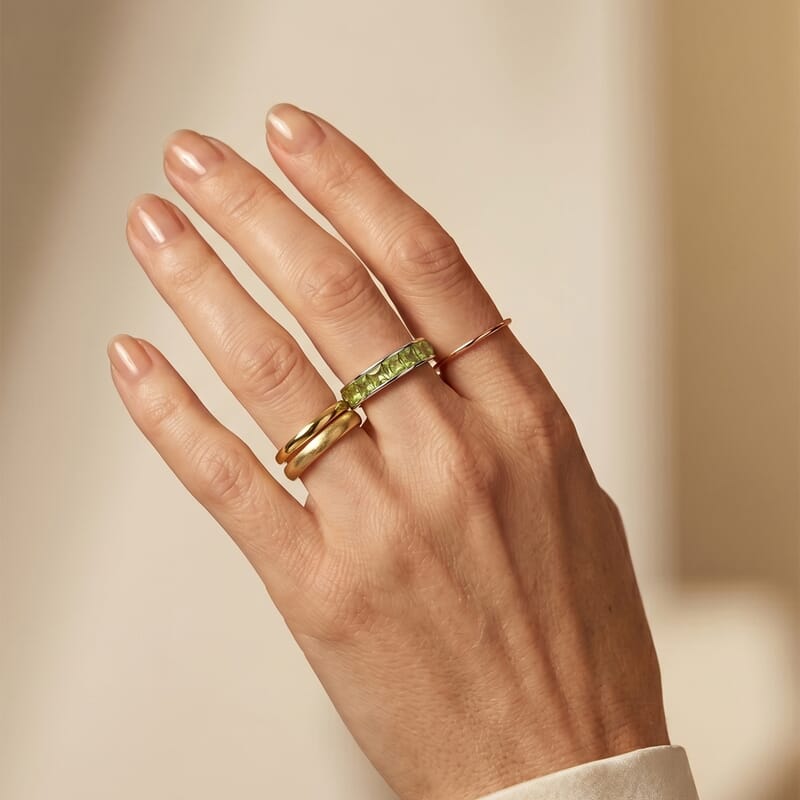 Hebei Peridot 0.65 ctw Ring in Sterling Silver (Size 7.0)
