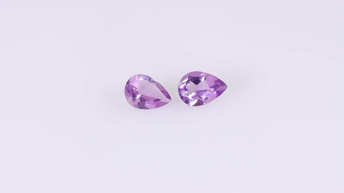 Bolivian Amethyst Set of 2 (Pear 7x5 mm) 1.15 ctw