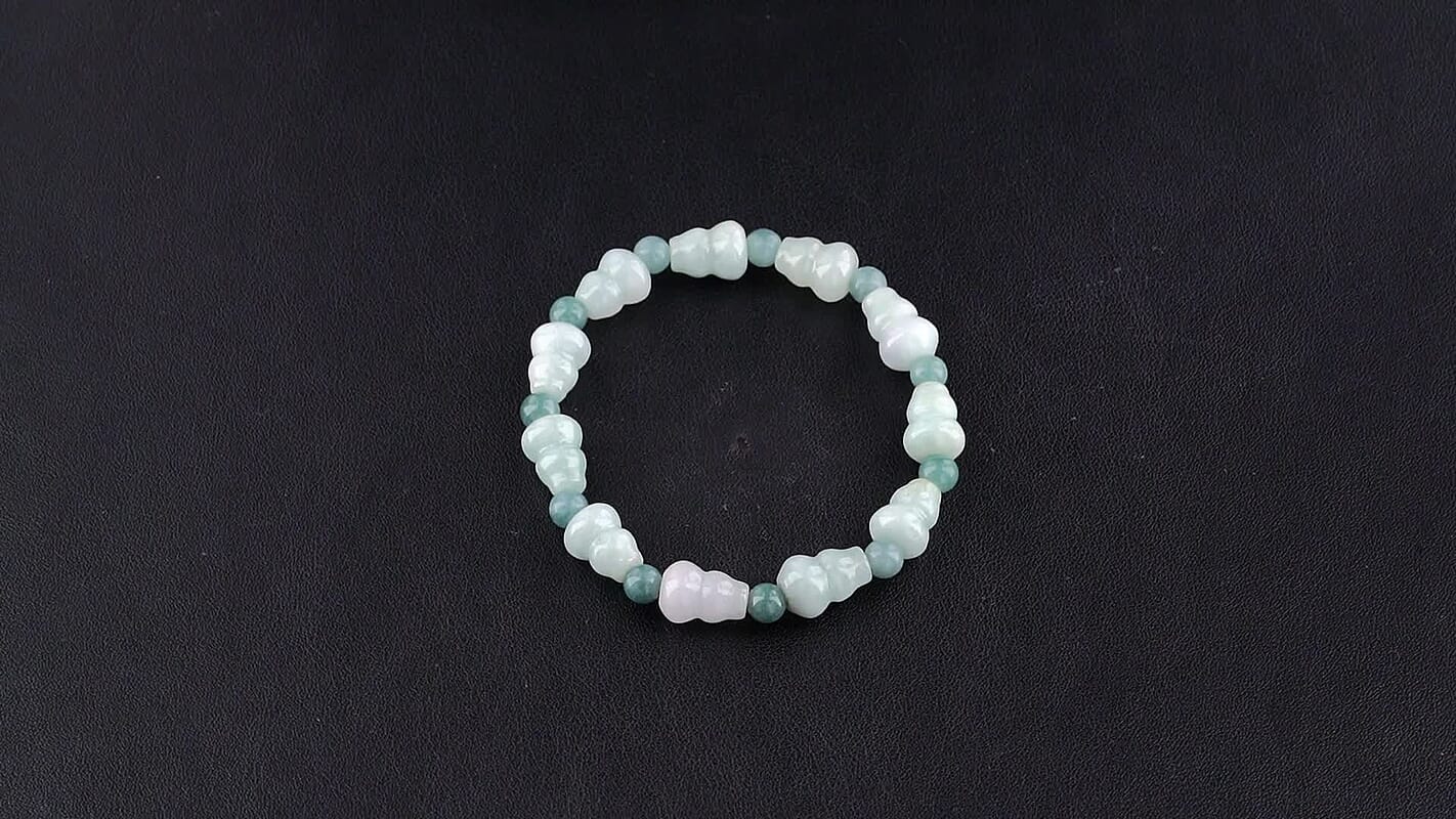 Natural Jade Carved and Olmec Jadeite Beaded Stretch Bracelet (6.5-7In) 110.00 ctw