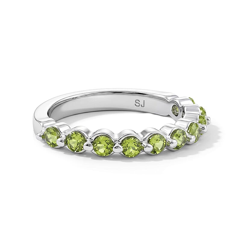 Hebei Peridot 0.90 ctw Ring in Sterling Silver