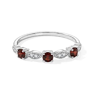Mozambique Garnet and Simulated Diamond 0.30 ctw Ring in Sterling Silver (Size 7.0)