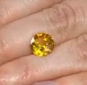 Certified and Appraised AAAA Yellow Sapphire (Rnd Free Size) 3.00 ctw
