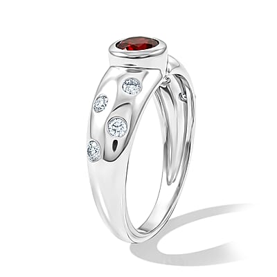 Mozambique Garnet and Simulated Diamond 1.00 ctw Ring in Sterling Silver (Size 7.0)