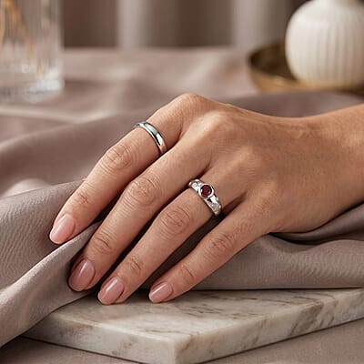 Mozambique Garnet and Simulated Diamond 1.00 ctw Ring in Sterling Silver (Size 8.0)