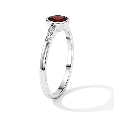 Mozambique Garnet and Simulated Diamond 0.65 ctw Ring in Sterling Silver (Size 7.0)