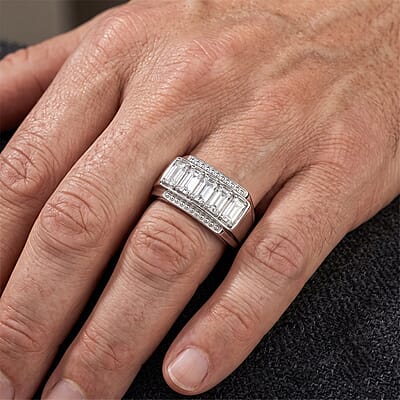 EverTrue Simulated Diamond Men's Ring in Stainless Steel (Size 9.0)