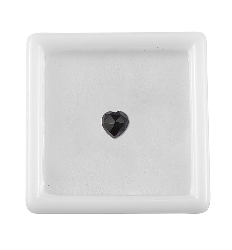AA Black Onyx (Hrt 6 mm) 0.66 ctw