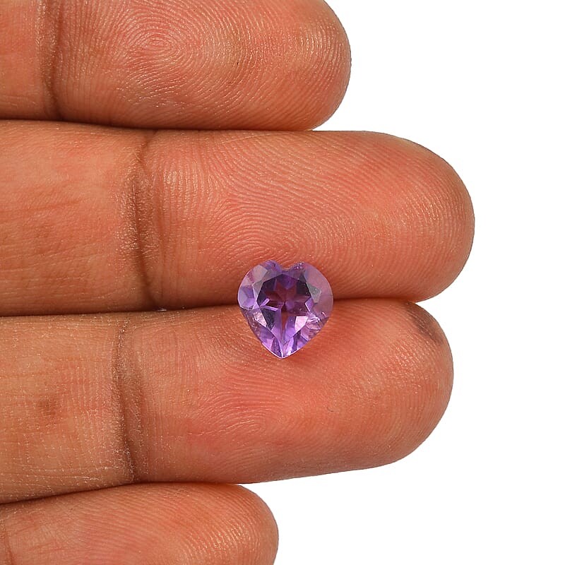 Bolivian Amethyst Set of 2 (Hrt 8 mm) 2.30 ctw