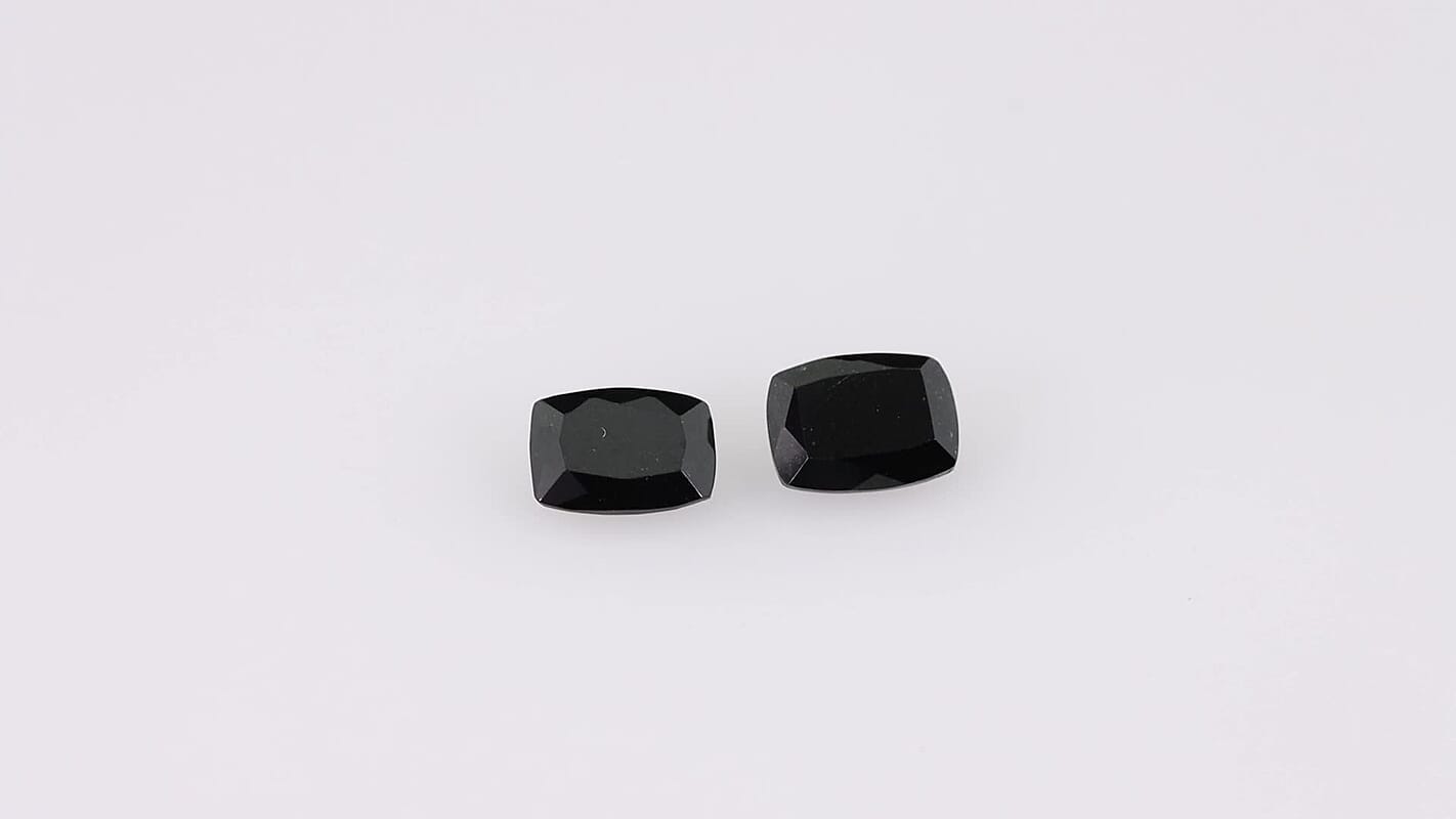 Black Tourmaline Set of 2 (Cush 7x5 mm) 1.65 ctw