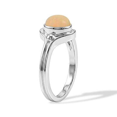 Opal 0.65 ctw Oval Solitaire Ring in Sterling Silver (Size 5.0)