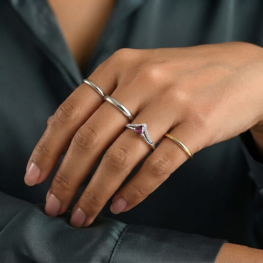 D'Joy Orissa Rhodolite Garnet and White Zircon 0.70 ctw Ring in Rhodium Over Sterling Silver (Size 6.0)