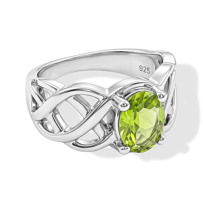 Peridot 2.06 ctw Oval Solitaire Ring in Sterling Silver (Size 9.0)