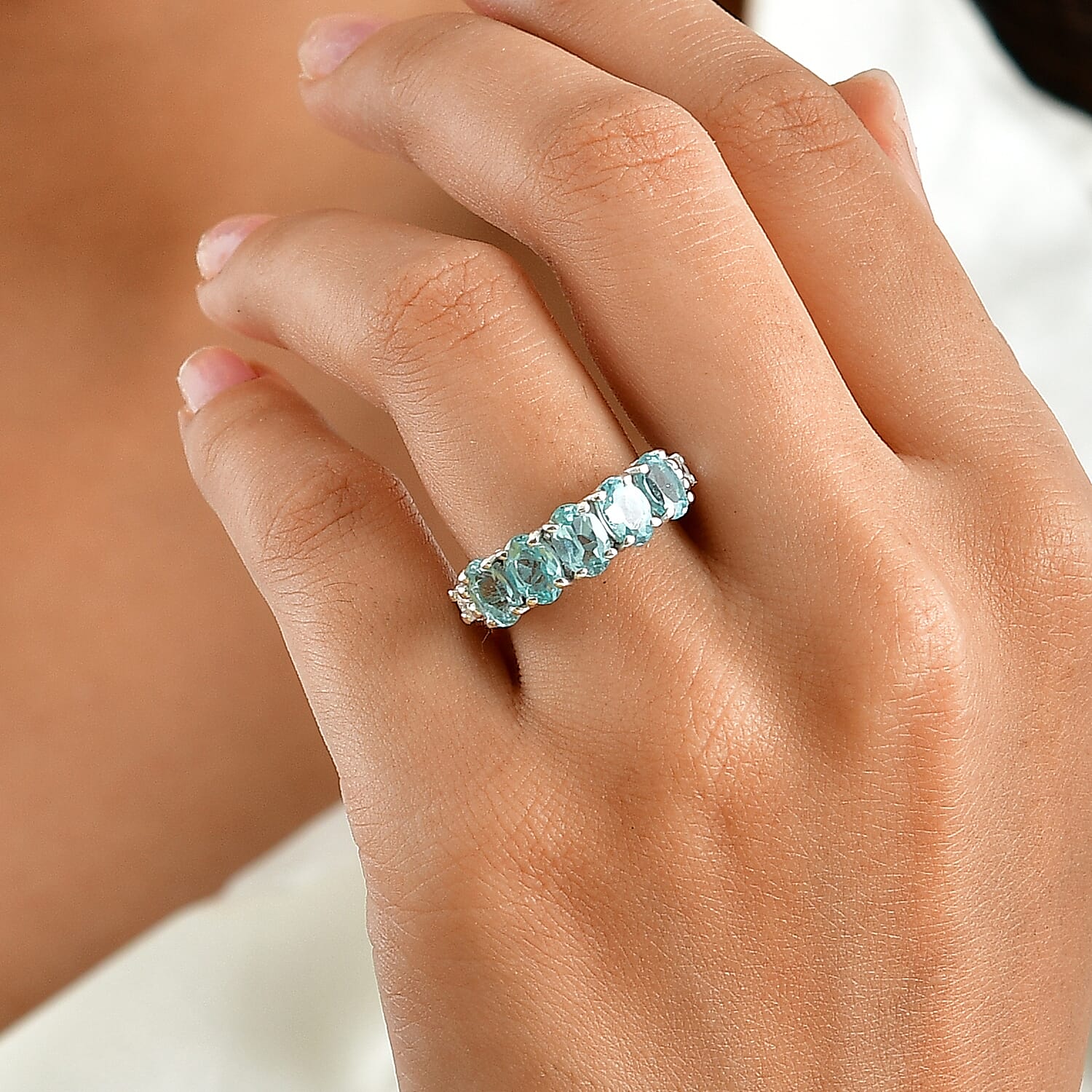 D'Joy Lagoon Apatite and Moissanite 2.65 ctw Ring in Rhodium Over Sterling Silver (Size 6.0)
