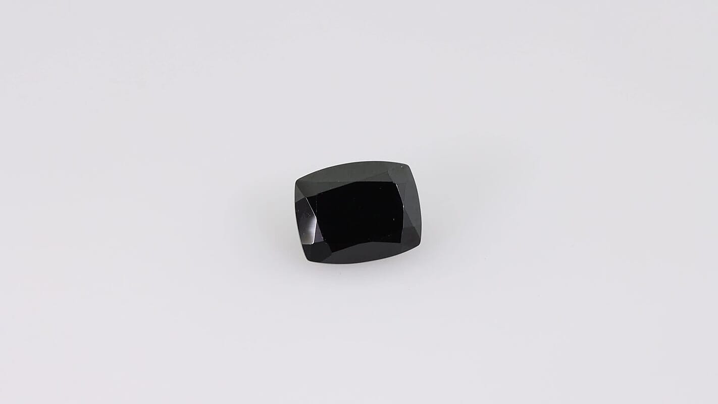 Thai Black Spinel (Cush 10x8 mm) 4.06 ctw