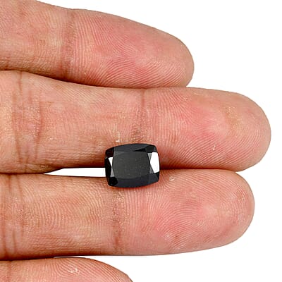 Thai Black Spinel (Cush 10x8 mm) 4.06 ctw