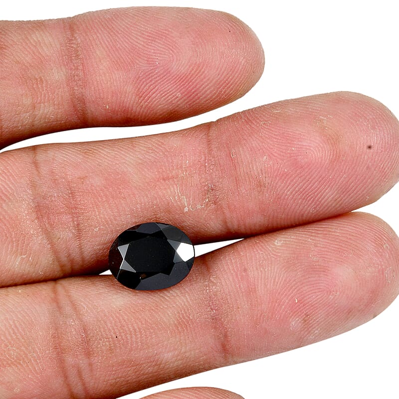 Thai Black Spinel (Ovl 11x9 mm) 4.03 ctw