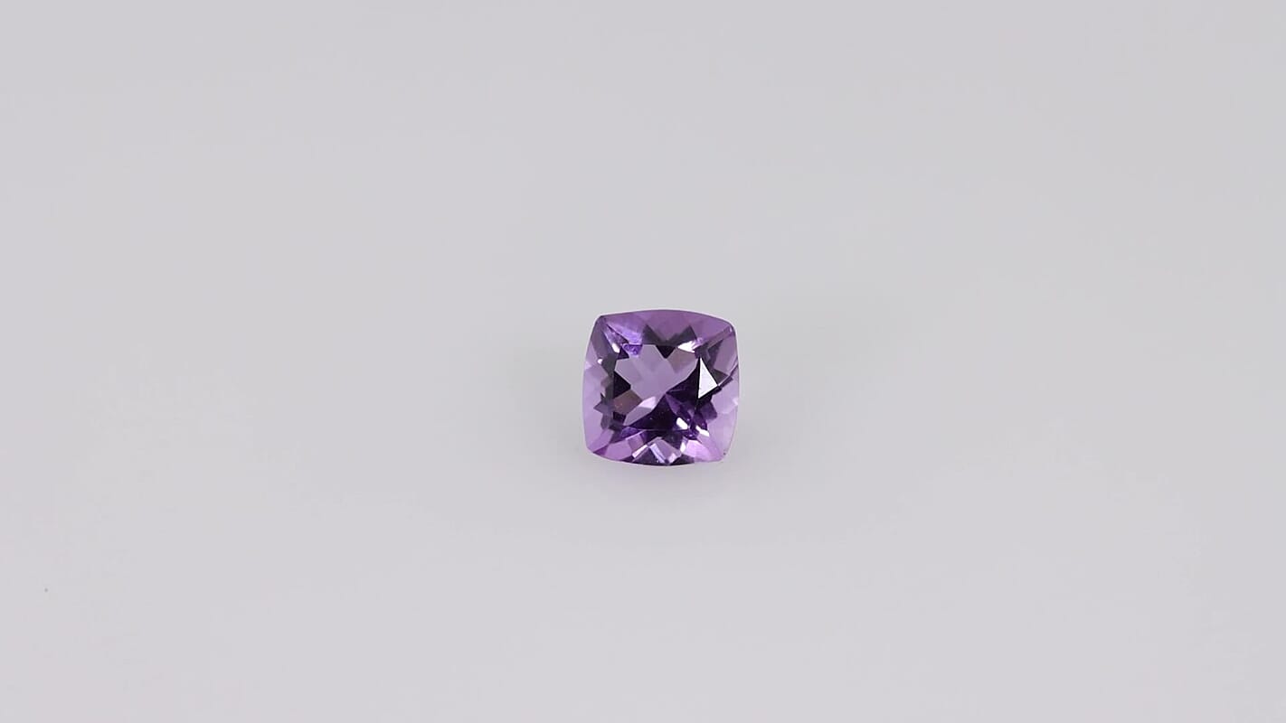Bolivian Amethyst (Cush 7x7 mm) 1.25 ctw