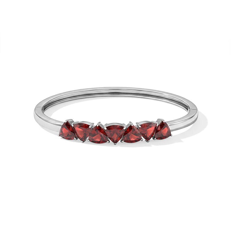 EverTrue Mozambique Garnet 11.65 ctw Bangle Bracelet in Stainless Steel (7.25 In)