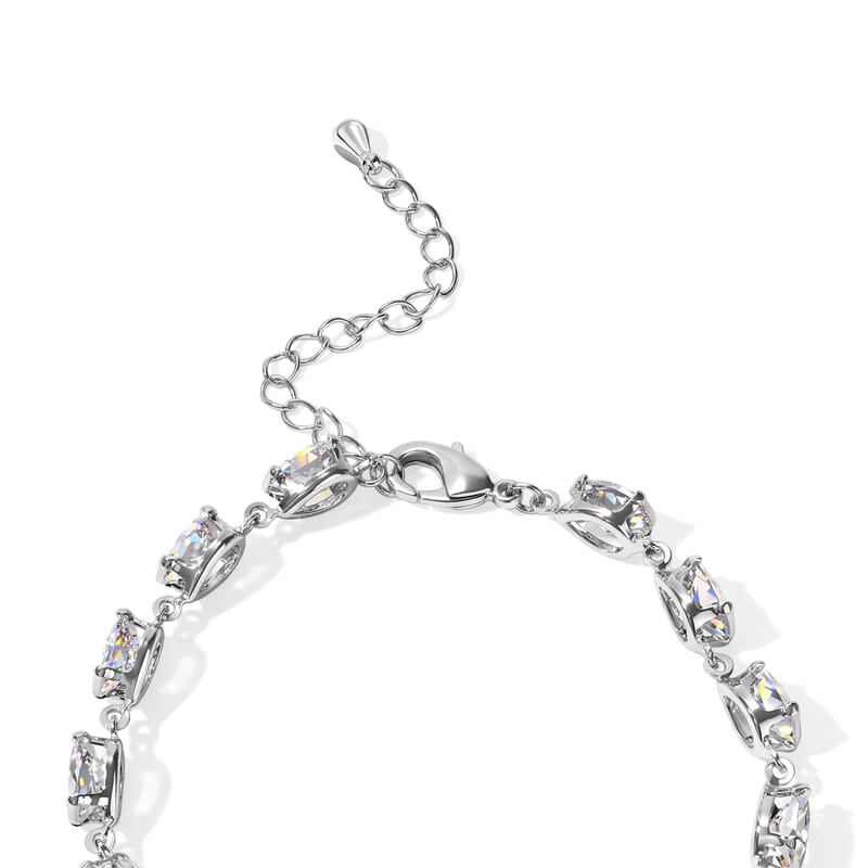 Simulated Diamond 18.9ctw Bracelet in Silvertone (7.00-9.00In)
