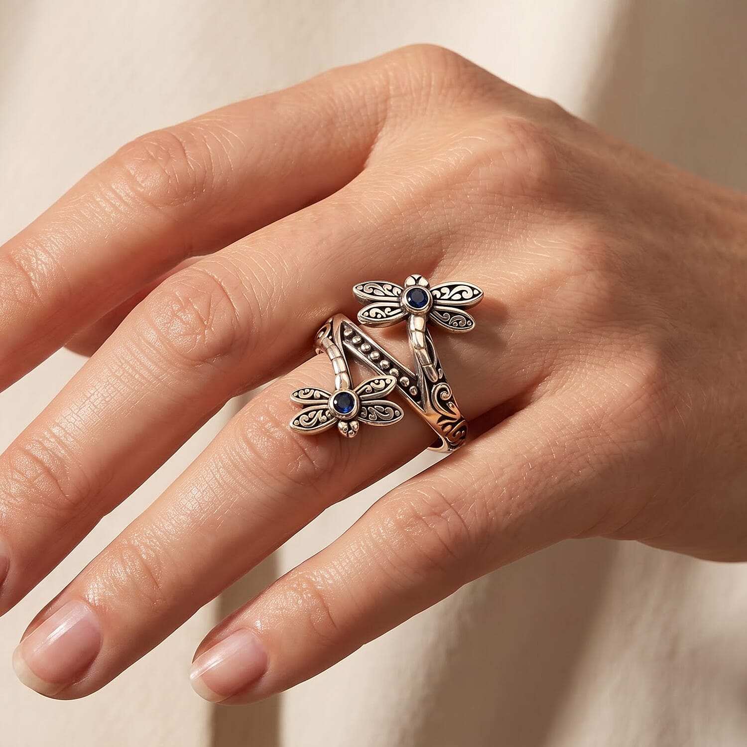 D'Joy Bali Legacy Premium  Masoala Sapphire (D) 0.25 ctw Dragonfly Ring in Sterling Silver (Size 5.0)